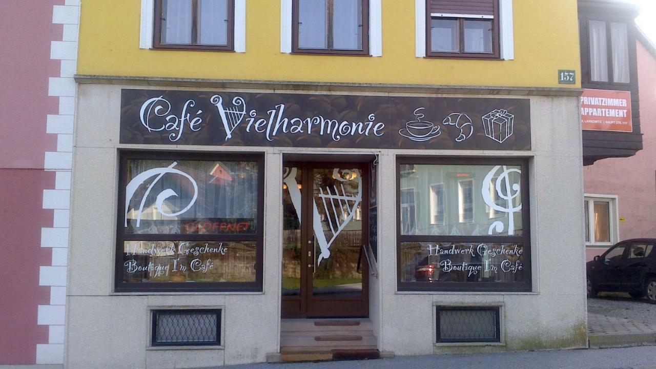 Cafe Vielharmonie Apart-Pension Maria Lankowitz Exterior photo